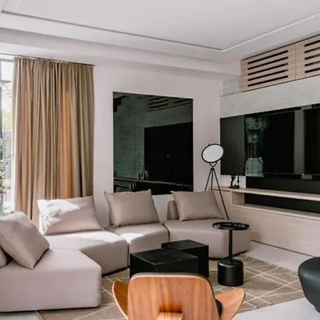 Luxury Hera *